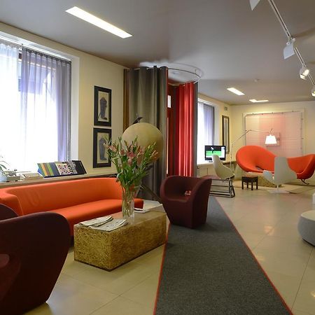 Hotel Colombia Triëst Buitenkant foto