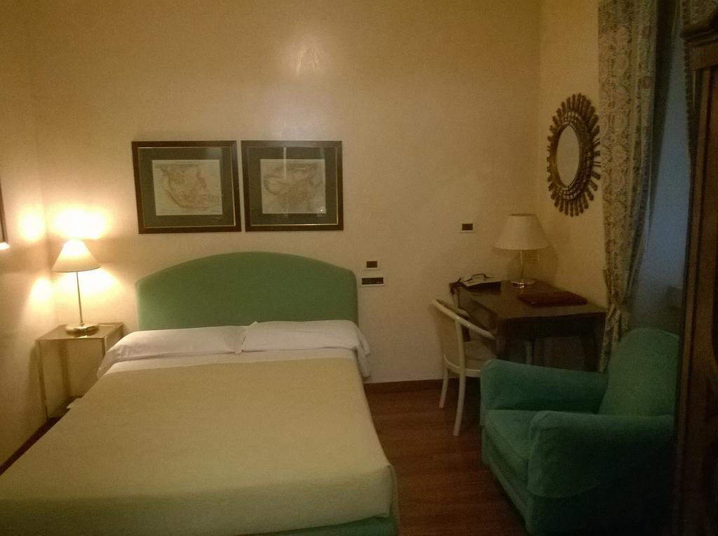 Hotel Colombia Triëst Buitenkant foto