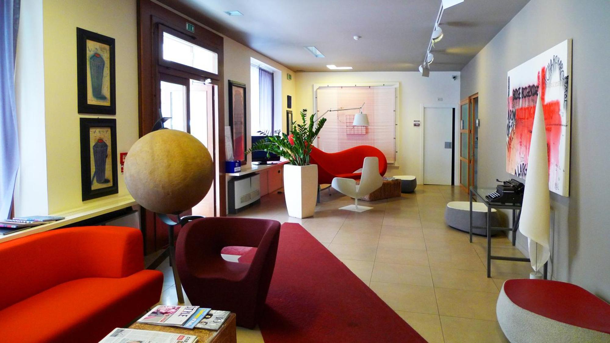 Hotel Colombia Triëst Buitenkant foto