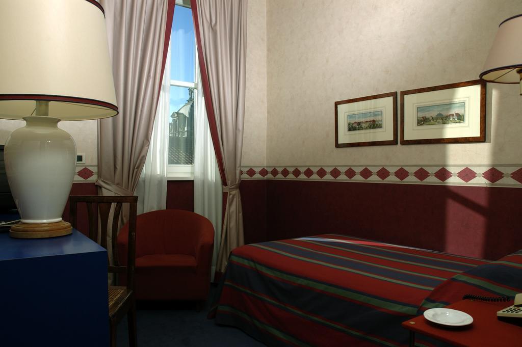 Hotel Colombia Triëst Buitenkant foto