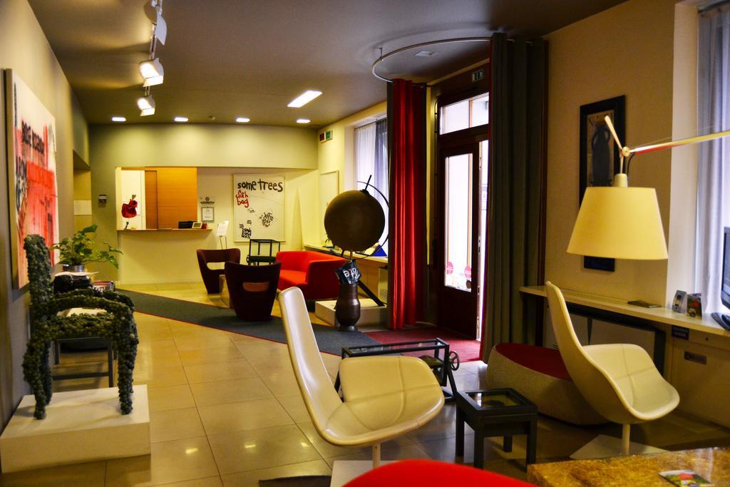 Hotel Colombia Triëst Buitenkant foto